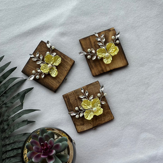 Yellow Flower Accessories (Set of 3)